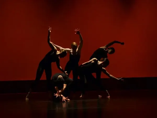 Contemporary dance classes in Plymouth